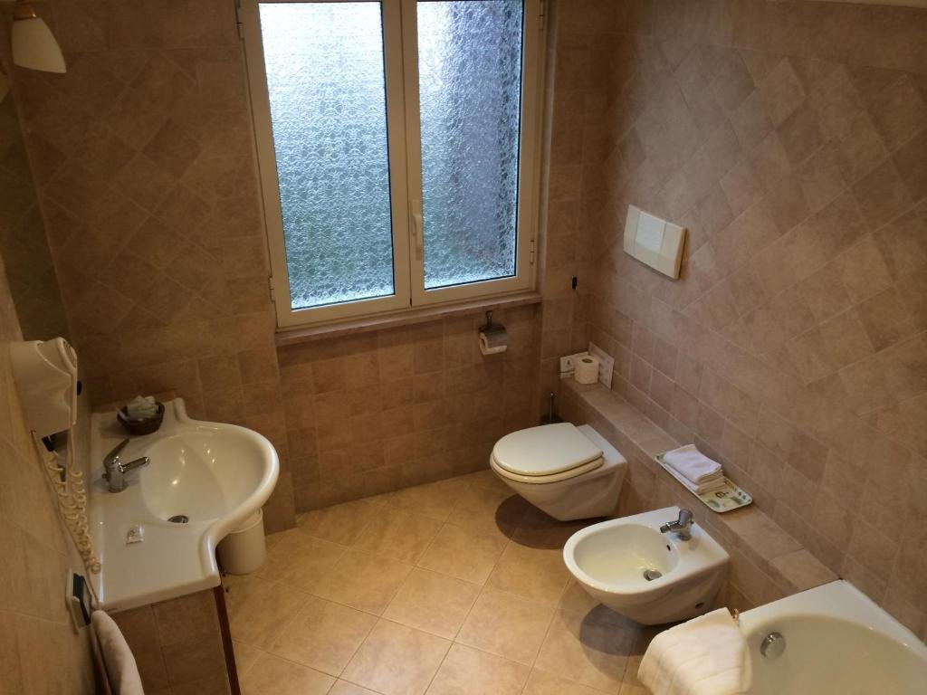 Clarice Hotel Castelnuovo Di Porto Room photo